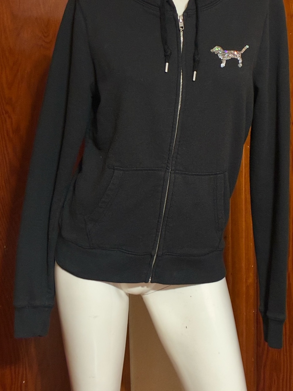 ****SOLD**** VS PINK Black w/ Iridescent Sequin ‘Love Pink 86’ Zip Up Hoodie - Picture 5 of 6